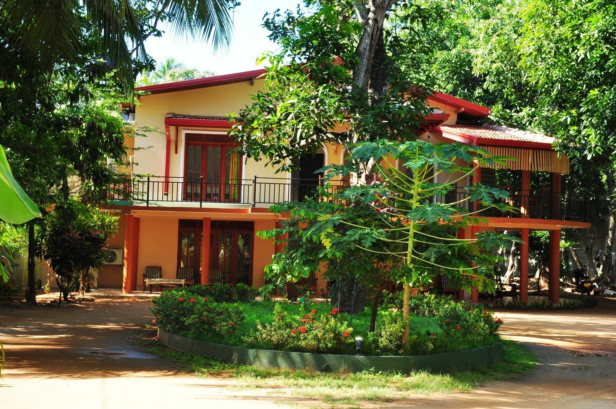 Leopard City Hostel Tissamaharama Exterior foto